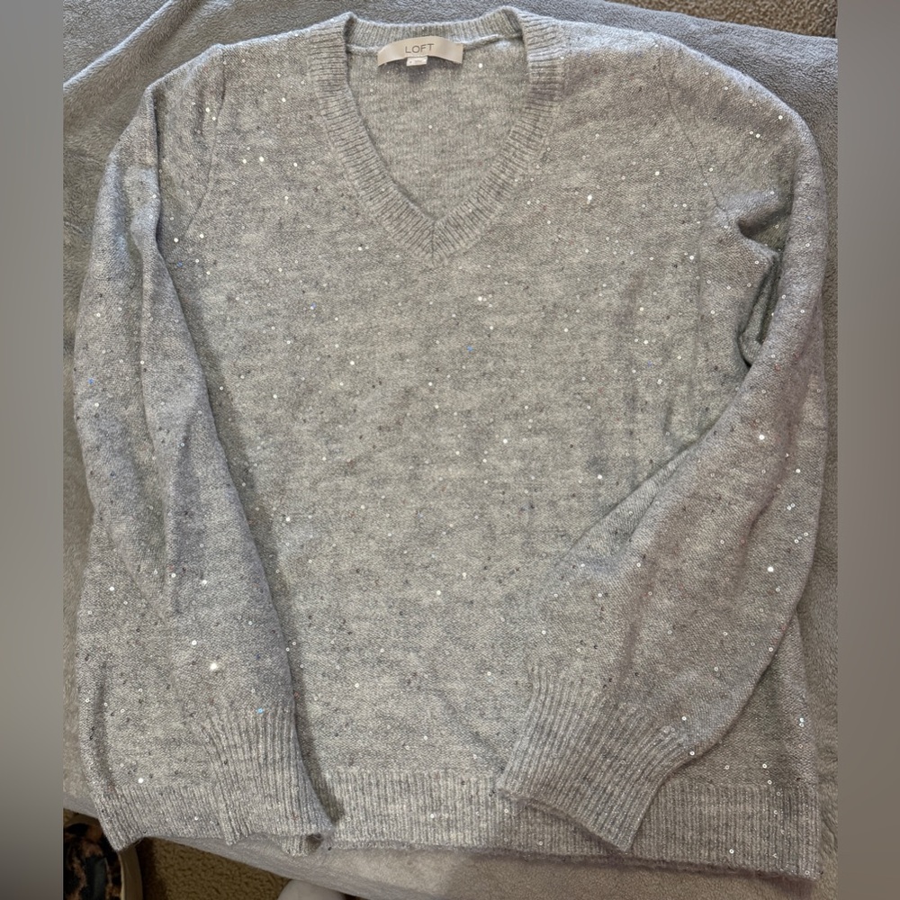 LOFT Speckled Gray V-Neck Sweater